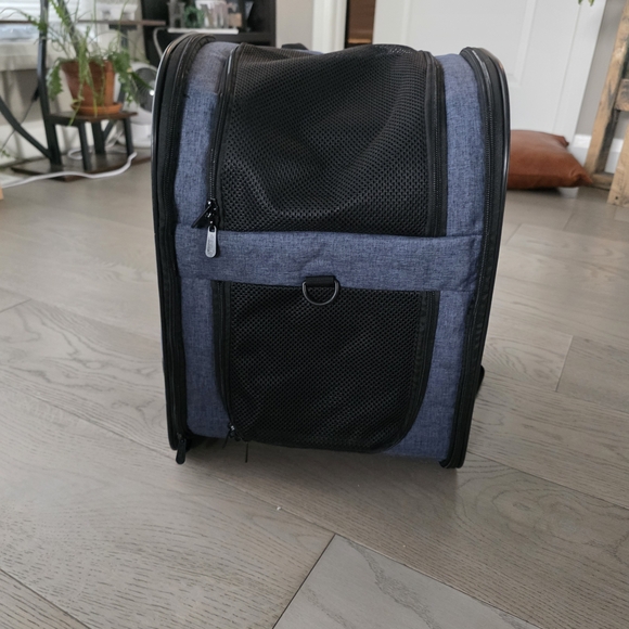 apollo walkwe Other - Travel carrier for animals